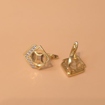 Bông tai nữ sỉ BTSU003 8 Bông tai nữ sỉ BTSU003 Tháng 6