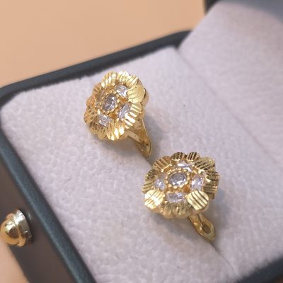 Bông tai nữ sỉ BTSU049 6 Bông tai nữ sỉ BTSU049 Tháng 6