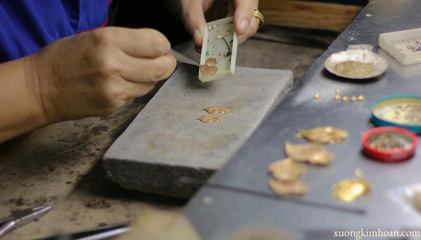 xưởng sửa chữa trang sức tại Hà Nội