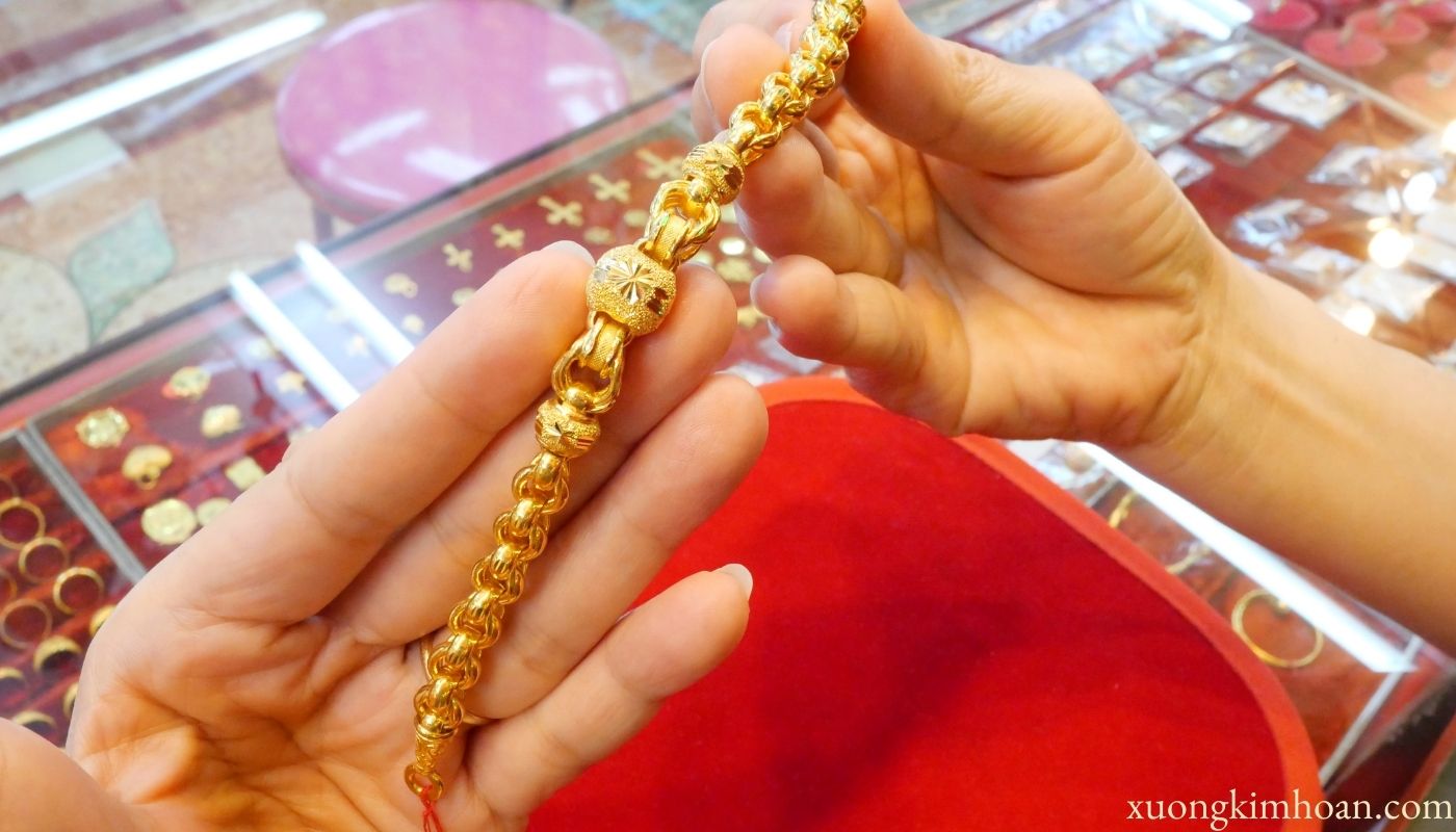 thu mua vàng tây bị xỉn màu