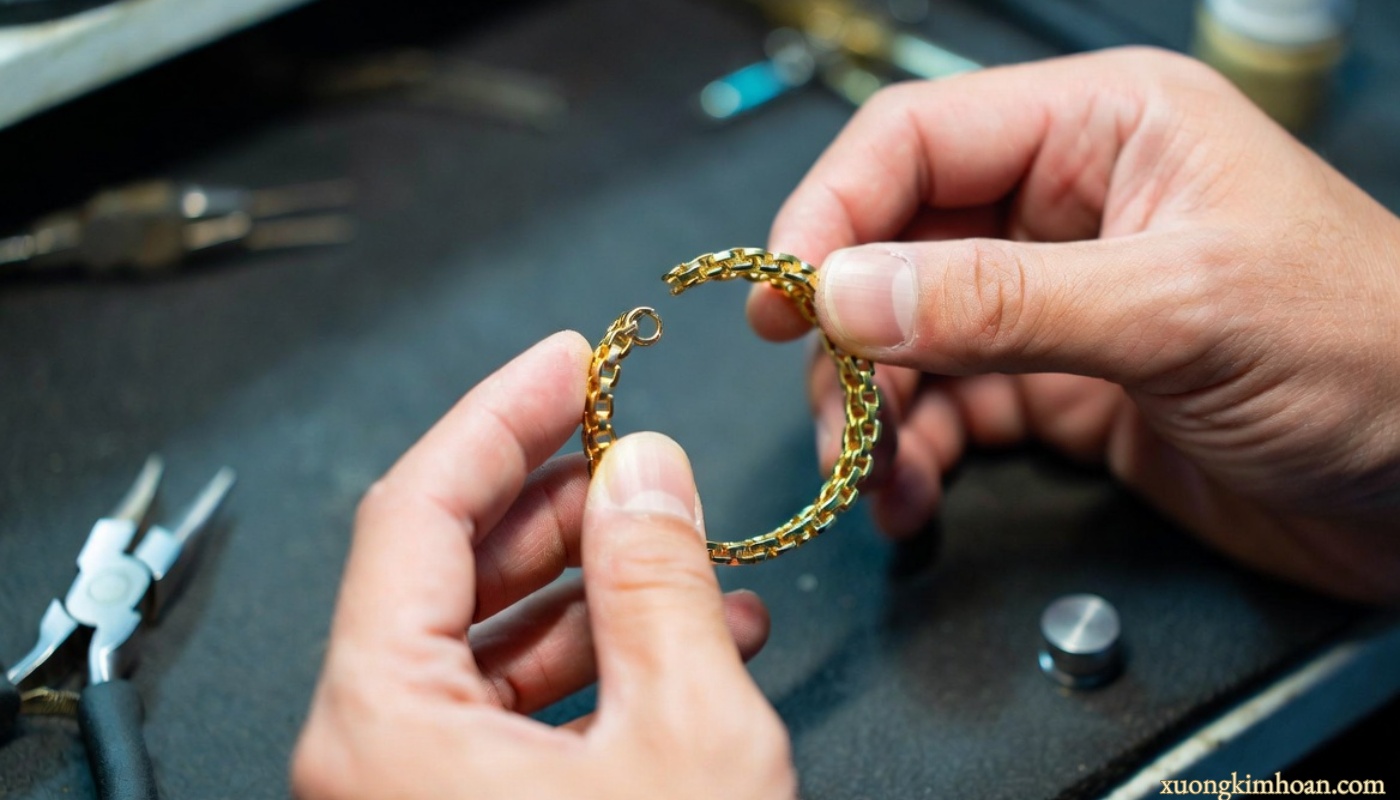 Can repairing broken bracelets in Hanoi restore items to their original states? 1 repairing broken bracelets in Hanoi
