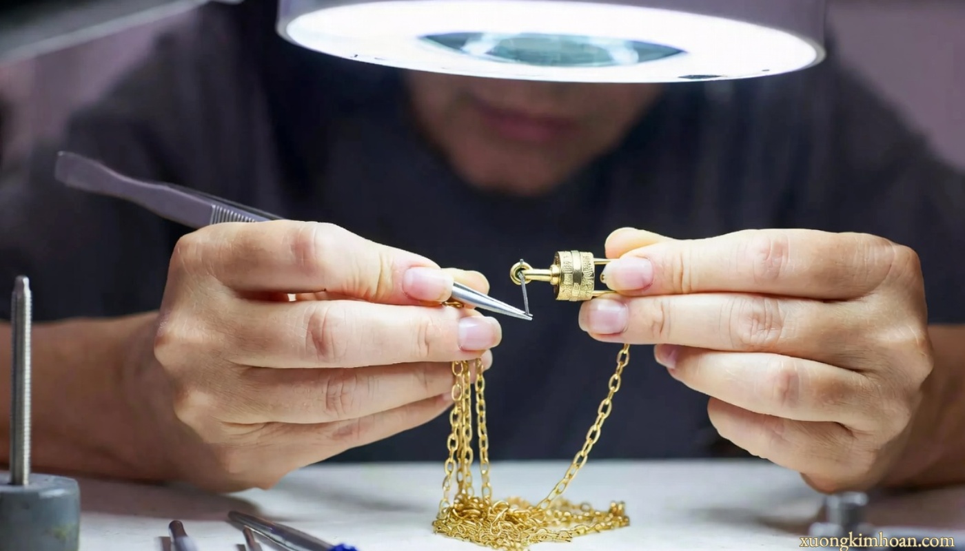 Prestigious and cheap address for repairing broken gold necklace clasps in Hanoi 1 repairing broken gold necklace clasps in Hanoi