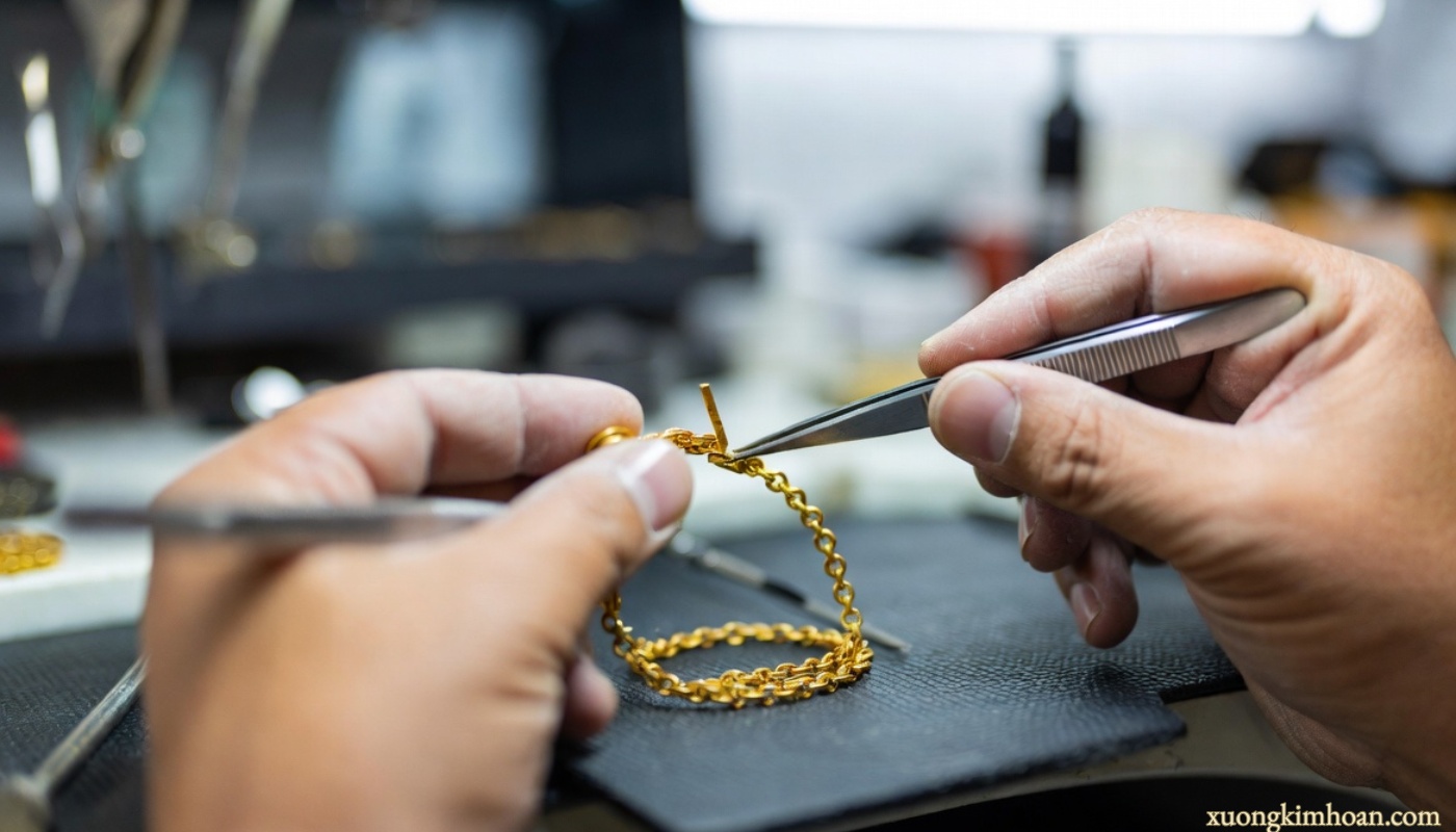 Reputable and cheap address for repairing women jewelry in Hanoi 1 repairing women jewelry in Hanoi